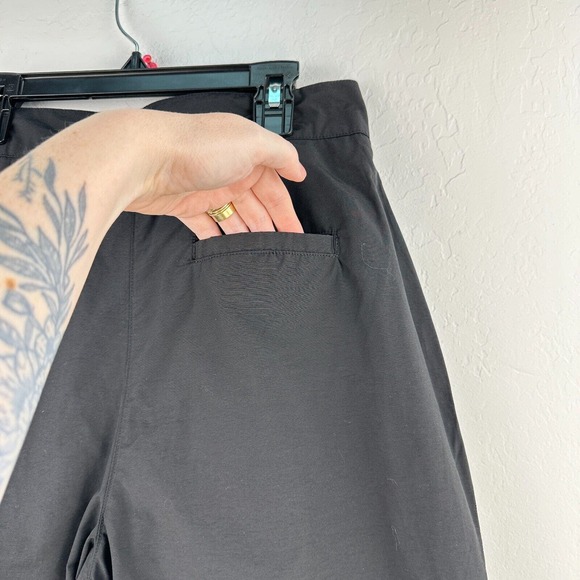 Oak + Fort Pants Womens 2 Black Pleated Tapered Leg Stretch Hem Belted - Picture 5 of 8